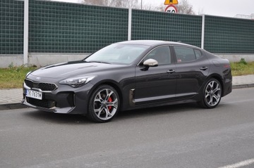 Kia Stinger Liftback 3.3 T-GDi 370KM 2018 KIA STINGER 3.3 T-GDI V6 GT AWD KRAJOWE BEZWYPADKOWE I WŁAŚCICIEL