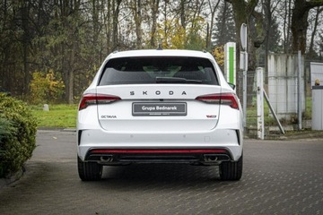 Skoda Octavia IV 2026 Škoda Octavia Skoda Octavia Combi RS 2.0 TSI 265, zdjęcie 8