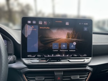Cupra Leon II Sportstourer 2.0 TDI 150KM 2024 Cupra Leon 2.0 TDI 150KM DSG, Pakiet Edge, Pakiet, zdjęcie 24