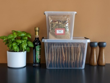 Прозрачный пластиковый контейнер с крышкой 40л-органайзер