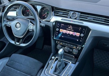Volkswagen Passat B8 Limousine Facelifting 1.5 TSI EVO 150KM 2019 Volkswagen Passat Highline Pakiet Business, FV 23, GPS, ACC, Keyless, Ind, zdjęcie 16
