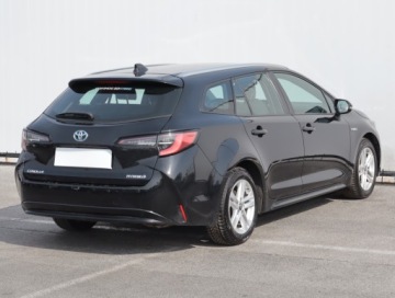 Toyota Corolla XII TS Kombi 1.8 Hybrid 122KM 2021 Toyota Corolla 1.8 Hybrid, Salon Polska, zdjęcie 4