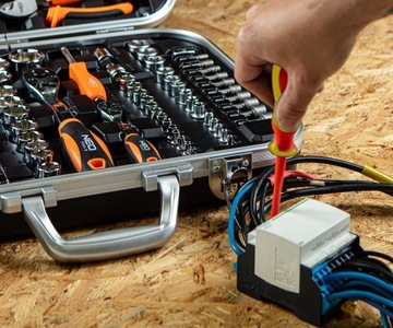 WALIZKA ELEKTRYKA 108 SZTUK 01-310-1 NEO TOOLS