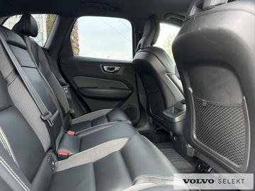 Volvo XC60 II Crossover T4 190KM 2020 Volvo XC 60 XC60 T4 R-Design aut, Pakiet winter, P, zdjęcie 13