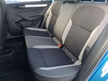 Skoda Rapid II Liftback Facelifting 1.0 TSI 110KM 2017 Skoda RAPID Ambition 1,0 TSI 110 KM FV-Marza Benzyna 110KM, zdjęcie 11