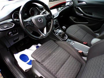 Opel Astra K Hatchback 5d 1.4 Turbo 125KM 2019 Opel Astra Led / Navi / Tablet / Kamera / 1.4 /, zdjęcie 16