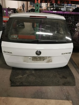 SKODA SUPERB 2 KOMBI VÍKO KUFRU FACELIFT