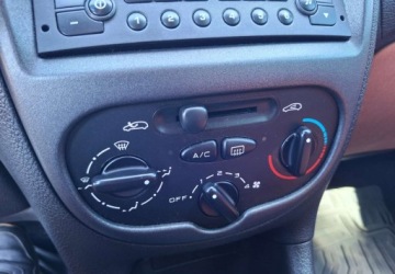 Peugeot 206 Kombi 1.4 i 75KM 2003 Peugeot 206 Zarejestrowany - ubezpieczony - benzyna - kombi 1.4 Benzyna, zdjęcie 16