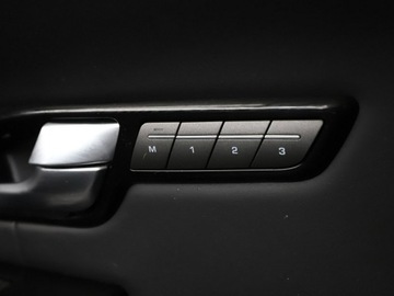 Land Rover Range Rover Evoque I SUV 5d Facelifting 2.0D TD4 180KM 2016 Land Rover Range Rover Evoque 2.0d 4WD, zdjęcie 36