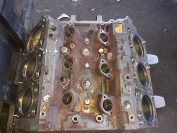 BLOK MOTORU ACTROS OM501LA V6