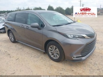 Toyota Sienna III 2024 Toyota Sienna xle, 2024r., 2.5L 2.5 Benzyna 189KM