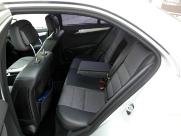 Mercedes Klasa C W204 Limuzyna 1.8 200 K 184KM 2008 Mercedes-Benz Klasa C AMG Avantgarde Kompressor Doinwestowany 1.8 Benzyna, zdjęcie 23