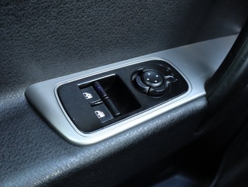 Alfa Romeo MiTo Hatchback 3d 1.4 16v 78KM 2010 Alfa Romeo MiTo 1.4 MPI, Salon Polska, GAZ, Klima, zdjęcie 12