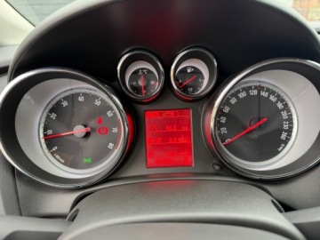 Opel Astra J Sports Tourer Facelifting 1.4 Turbo ECOTEC 120KM 2014 Opel Astra J Energy 1.4 T 120kM Sports Tourer, zdjęcie 6