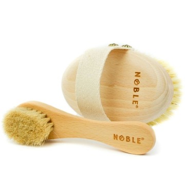 Подарочный набор: щетка для тела и лица, масло, ароматическая свеча NOBLE.