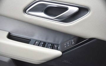 Land Rover Range Rover Velar SUV 2.0 Si4 300KM 2017 Land Rover Range Rover Velar Land Rover Range Rover Velar 2.0 Si4 GPF R-Dy, zdjęcie 24