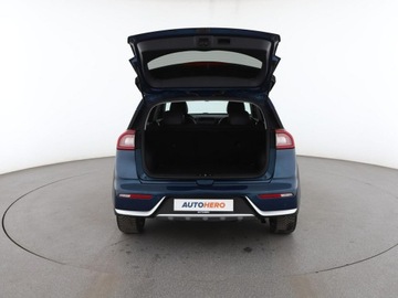 Kia Niro I Crossover 1.6 GDi Hybrid 141KM 2019 Kia Niro HEV półskóra navi kamera ACC LED, zdjęcie 18