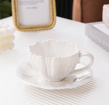 Чашка и блюдце из жемчужной ракушки 240 мл 3341