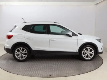 Seat Arona Crossover Facelifting 1.5 TSI 150KM 2022 Seat Arona 1.5 TSI, Salon Polska, Serwis ASO, zdjęcie 5