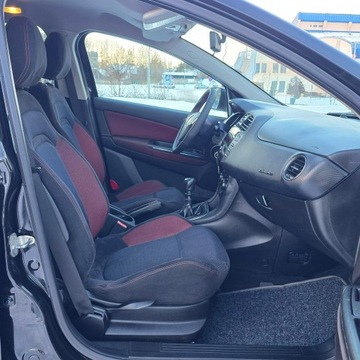 Fiat Bravo II Hatchback 5d 1.6 TD MultiJet 120KM 2008 Fiat Bravo II 1.6 Diesel Multijet 16V DPF Dynamic, zdjęcie 20