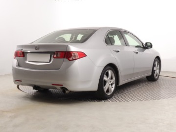 Honda Accord VIII Sedan 2.0 VTEC 156KM 2014 Honda Accord 2.0 i-VTEC, GAZ, Xenon, Bi-Xenon, zdjęcie 4