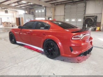 Dodge Charger VII 2017 Dodge Charger Srt Hellcat 2017 6.2 Benzyna 707KM, zdjęcie 2