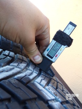 Bridgestone Weather Control Evo 215/55/17 98W