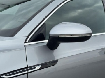 Volkswagen Arteon Fastback Facelifting 2.0 TDI 200KM 2022 Volkswagen Arteon Shooting Brake 2.0 TDI 4Motion R-Line DSG 200KM, Serwis, zdjęcie 8