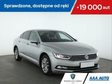 Volkswagen Passat B8 Limousine 2.0 TDI BlueMotion Technology 150KM 2016 VW Passat 2.0 TDI, Salon Polska, Serwis ASO