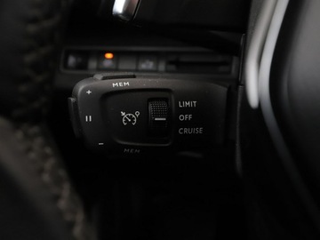 Peugeot 3008 II Crossover Facelifting  1.2 PureTech 130KM 2023 Peugeot 3008 Allure Pack Full LED PDC automat, zdjęcie 33