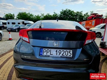Honda Civic IX Hatchback 5d 1.6 i-DTEC 120KM 2014 Honda Civic Niski przebieg 1.6 Diesel 120KM, zdjęcie 11
