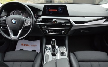 BMW Seria 5 G30-G31 Touring 520d 190KM 2020 BMW Seria 5 2,0D 190 KM X-DRIVE Full Led Nawigacja SPORT-LINE 2.0 Diesel, zdjęcie 18