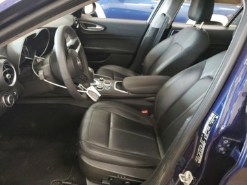 Alfa Romeo Giulia II Sedan Facelifting 2.0 Turbo 280KM 2020 Alfa Romeo Giulia 2020 2.0l 2.0 Benzyna 280KM, zdjęcie 7