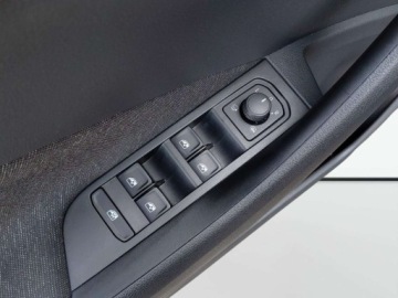 Skoda Kamiq Crossover 1.5 TSI 150KM 2022 Skoda Kamiq 1.5TSI 150KM Style SalonPL SerwisASO Acc Virtual Kessy FV23 1.5, zdjęcie 19