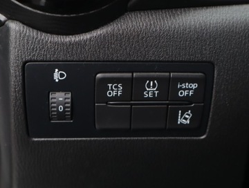 Mazda CX-3 Crossover 2.0 SKY-G 120KM 2016 Mazda CX-3 2.0 Skyactiv-G, Navi, Klima, zdjęcie 21