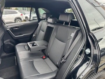 Toyota RAV4 V SUV 2.5 Hybrid Dynamic Force 222KM 2021 Toyota RAV4 2.5 Hybrid Black Edition by JBL 4x4 V, zdjęcie 25