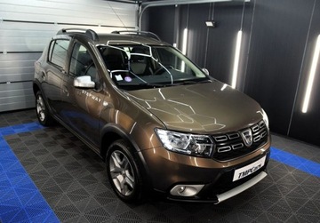 Dacia Sandero II Hatchback 5d Facelifting 0.9 TCe 90KM 2017 Dacia Sandero Stepway Benzyna Klimatyzacja Duze radio Zarejestrowany 90KM, zdjęcie 14
