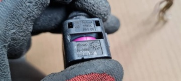 A4 B9 ZÁSTRČKA KONEKTOR SVĚTLA FULL LED 8W0973737 A5 8W Q5 A6 C7