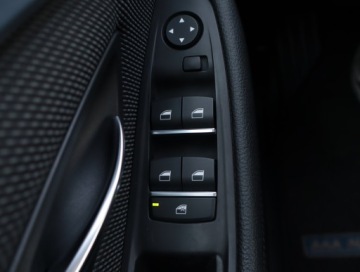 BMW Seria 5 F10-F11 Touring Facelifting 525d 218KM 2015 BMW 5 525d xDrive, 214 KM, 4X4, Automat, Navi, zdjęcie 21