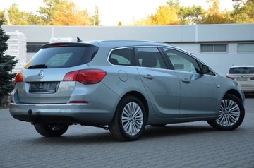 Opel Astra J Sports Tourer Facelifting 1.6 CDTI  136KM 2014 ZAREJESTROWANA LIFT 1.6CDTI 136KM SERWIS LEDY NAVI KAMERA BLISS ALU 2xPDC, zdjęcie 11