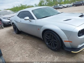 Dodge Challenger III 2022 Dodge Challenger RT Scat Pack Widebody 2022 6.4l 6.4 Benzyna 485KM, zdjęcie 6