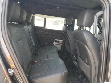 Land Rover Defender IV (L663) 2023 Land Rover Defender 130 se, 2023r., 4x4, 3.0L 3.0 Benzyna 395KM, zdjęcie 8