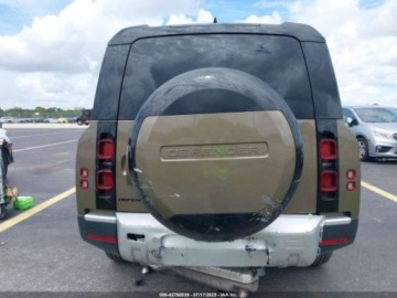 Land Rover Defender IV (L663) 2025 Land Rover Defender 130 P300 S 2025 3.0l 3.0 Benzyna 296KM, zdjęcie 4