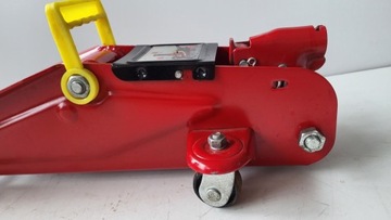 DYNAMIC ZQ20011R MAX ГИДРАВЛИЧЕСКИЙ ПОДЪЕМНИК 2000 кг В ХОРОШЕМ СОСТОЯНИИ GWR