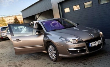 Renault Laguna III Hatchback 2.0T 16v 170KM 2011 Renault Laguna Renault Laguna 2.0 TCe 170 Initiale 2.0 Benzyna 170KM, zdjęcie 32