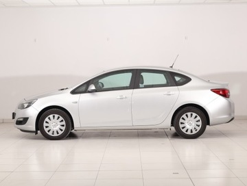 Opel Astra J Sedan 1.6 CDTI ecoFLEX 110KM 2018 Opel Astra 1.6 CDTI, Salon Polska, Serwis ASO, zdjęcie 1