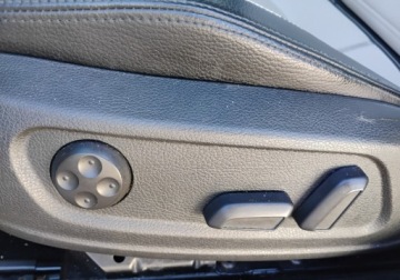 Volkswagen Passat CC 2.0 TSI 200KM 2010 Volkswagen Passat CC 2010r, 2.0 Benzyna. AUTOMAT. Uszkodzony prawy tyl. Je, zdjęcie 9