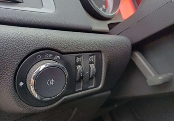 Opel Astra J Sedan 1.6 Twinport ECOTEC 115KM 2014 Opel Astra 257 1.6 Active 115 KM Salon Polska 1.6 Benzyna 115KM, zdjęcie 16