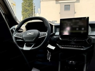 Dacia Bigster 1.2 TCe 130KM 2025 Od ręki - Essential 4x4 1.2 TCe mHEV 130KM, zdjęcie 5