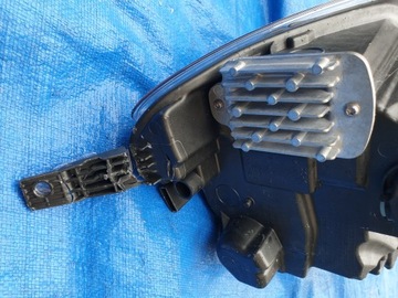 FORD PUMA 19 lampa przednia PRAWA L1TB-13E014-GH
